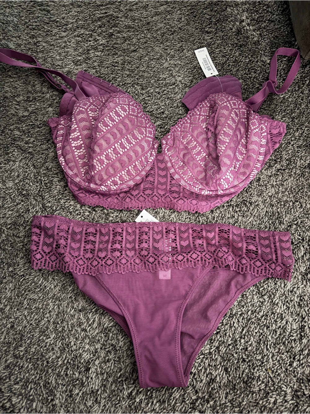 Skirt Subcategory Identification